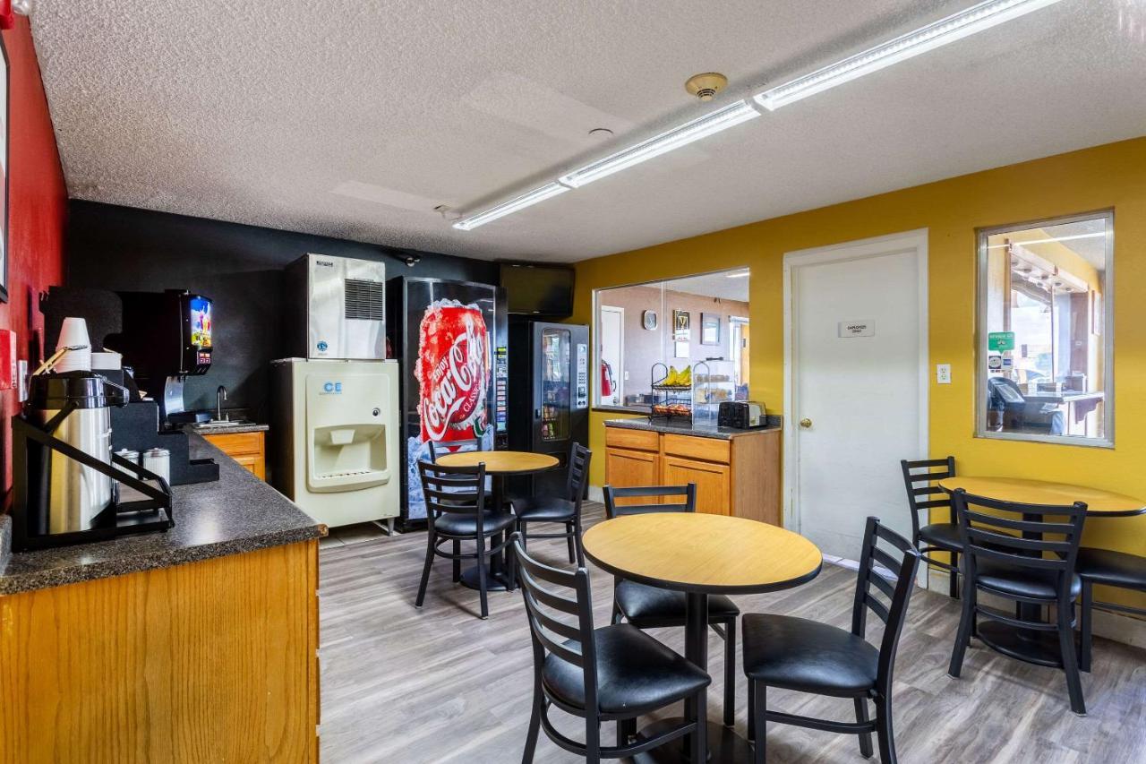Econo Lodge Гэллап Экстерьер фото